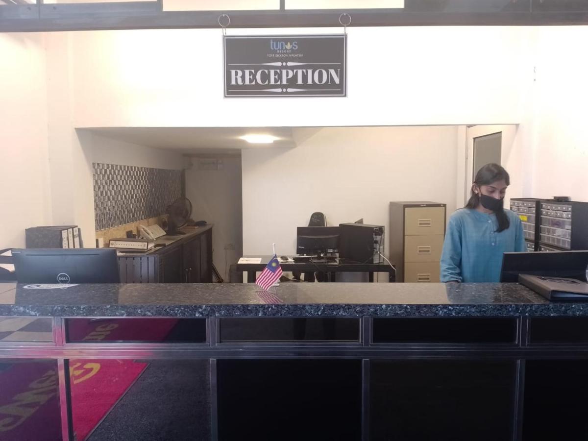 Tunas Resort Петалинг Джая Екстериор снимка