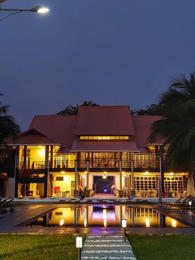 Tunas Resort Петалинг Джая Екстериор снимка