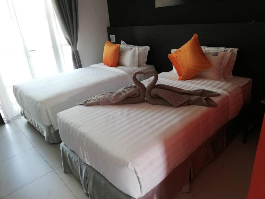 Tunas Resort Петалинг Джая Екстериор снимка